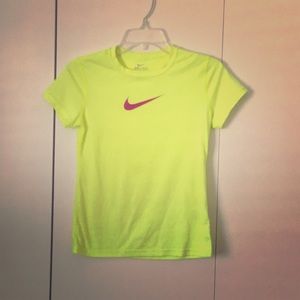 Nike sports tee